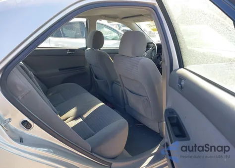 2005 Toyota Camry Le from USA, damaged, VIN 4T1BE32K25U959048